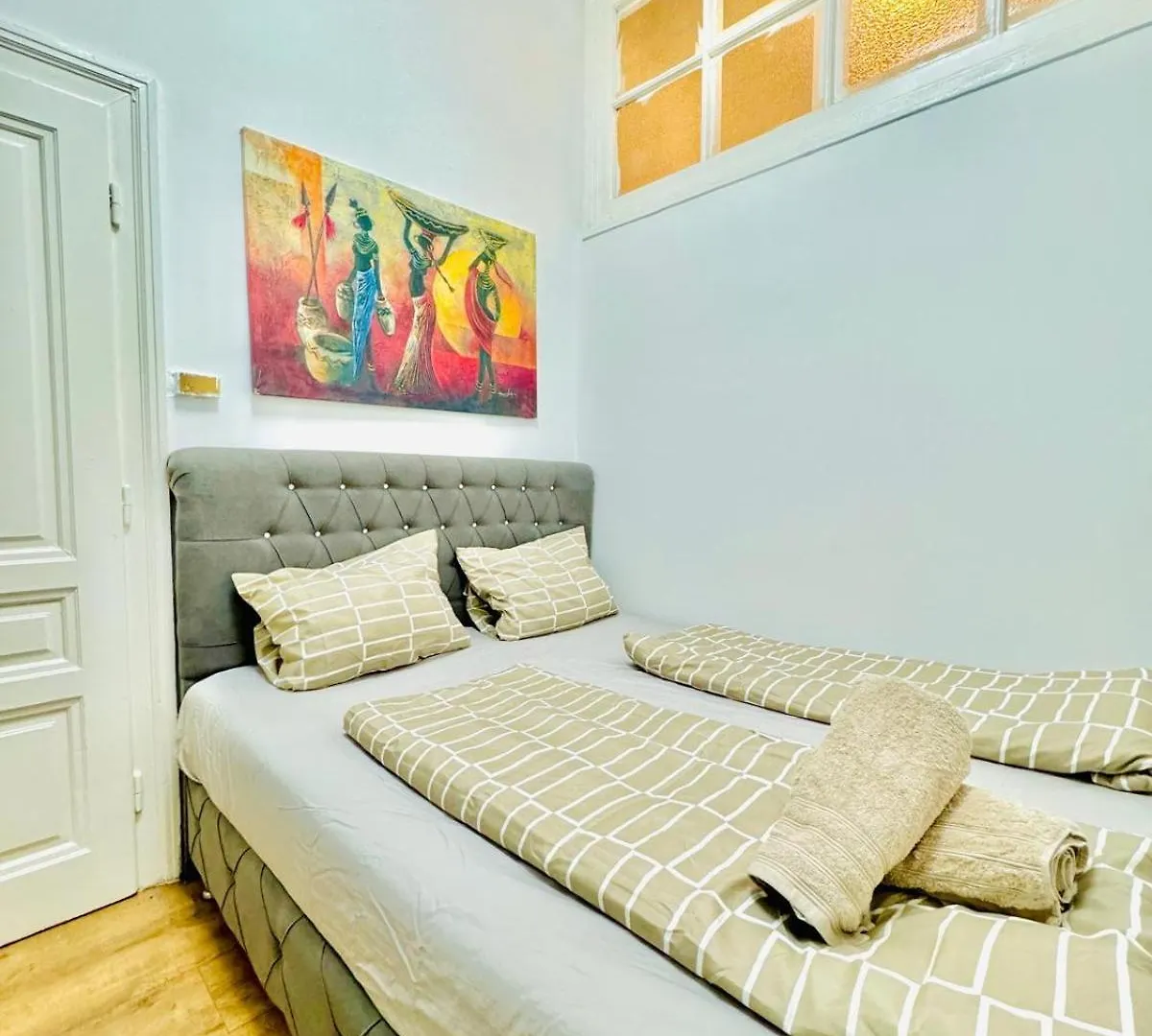 Cozy 9Br Shared Apartment, Only 12Min Walk To Augarten Vienna