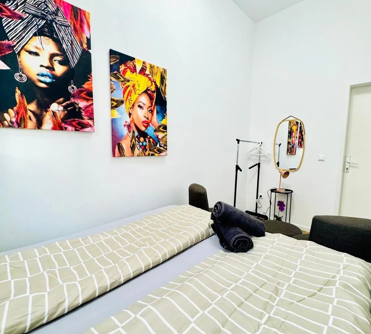 Apartment Cozy 9Br Shared Apartment, Only 12Min Walk To Augarten Vienna