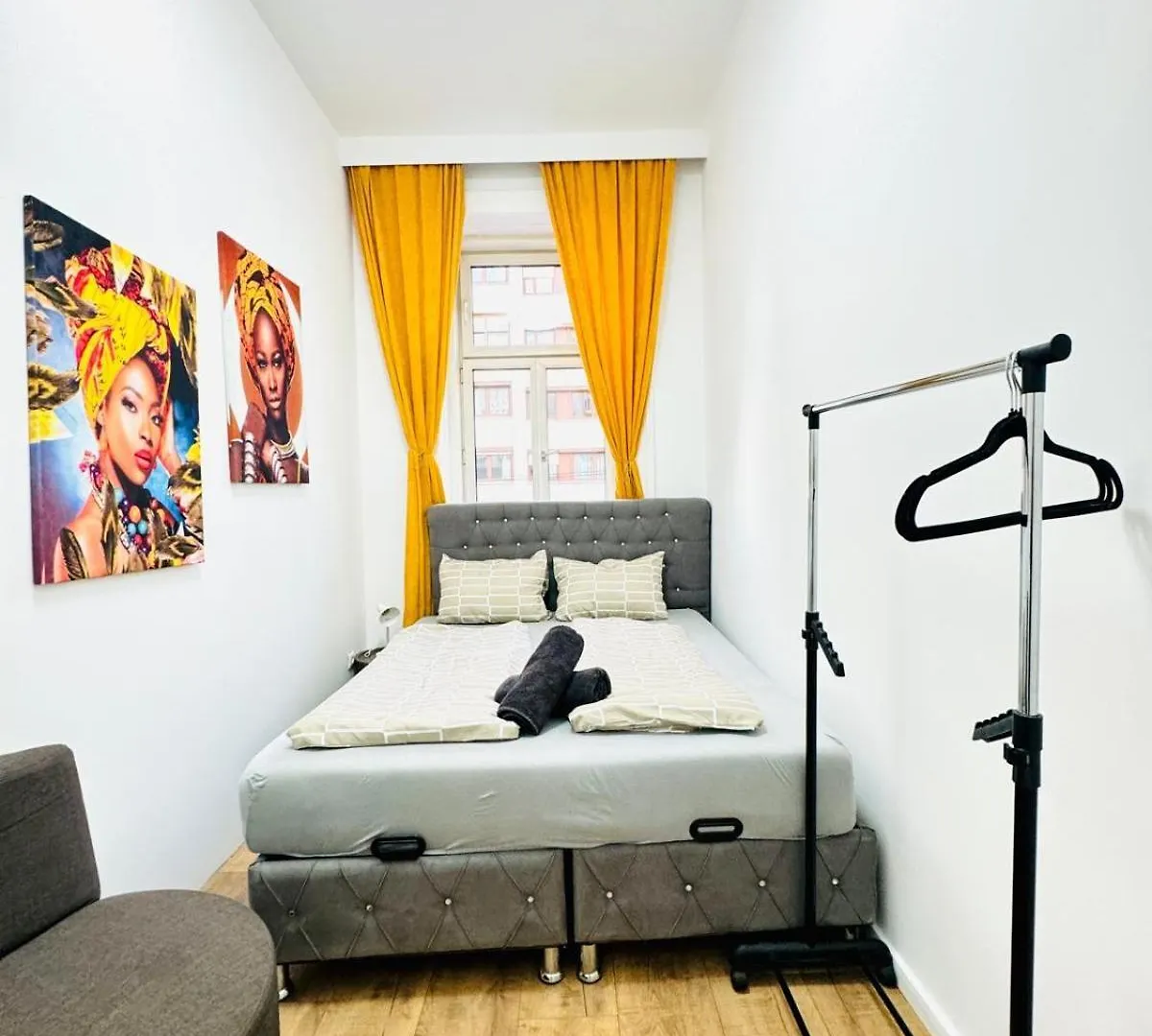 Cozy 9Br Shared Apartment, Only 12Min Walk To Augarten Vienna 0*,  Austria