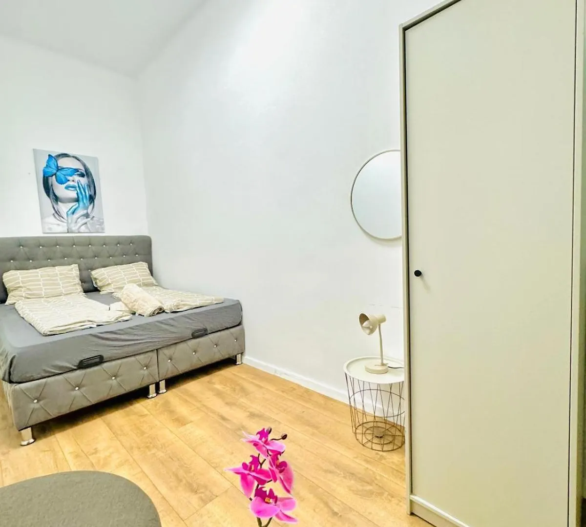 Cozy 9Br Shared Apartment, Only 12Min Walk To Augarten Vienna Apartment