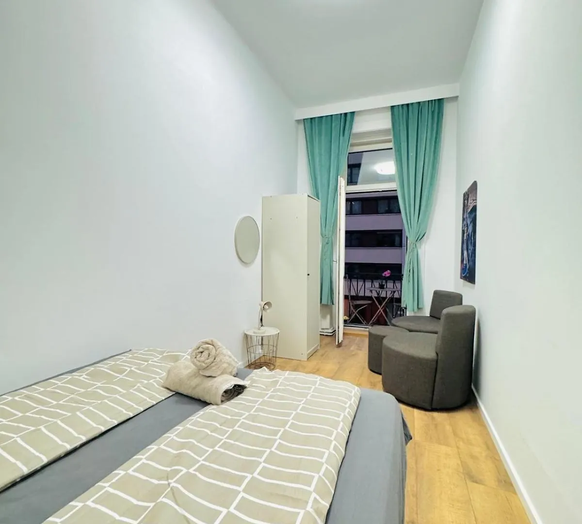 Apartment Cozy 9Br Shared Apartment, Only 12Min Walk To Augarten Vienna