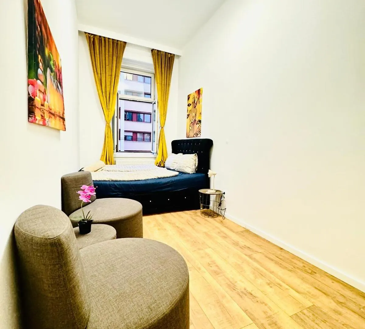 Cozy 9Br Shared Apartment, Only 12Min Walk To Augarten Vienna Apartment