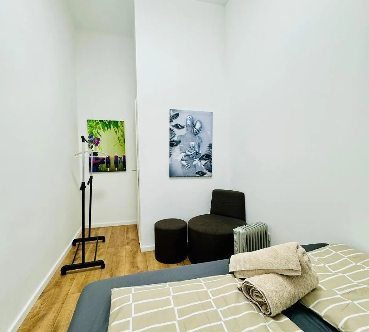 Cozy 9Br Shared Apartment, Only 12Min Walk To Augarten Vienna 0*,  Austria