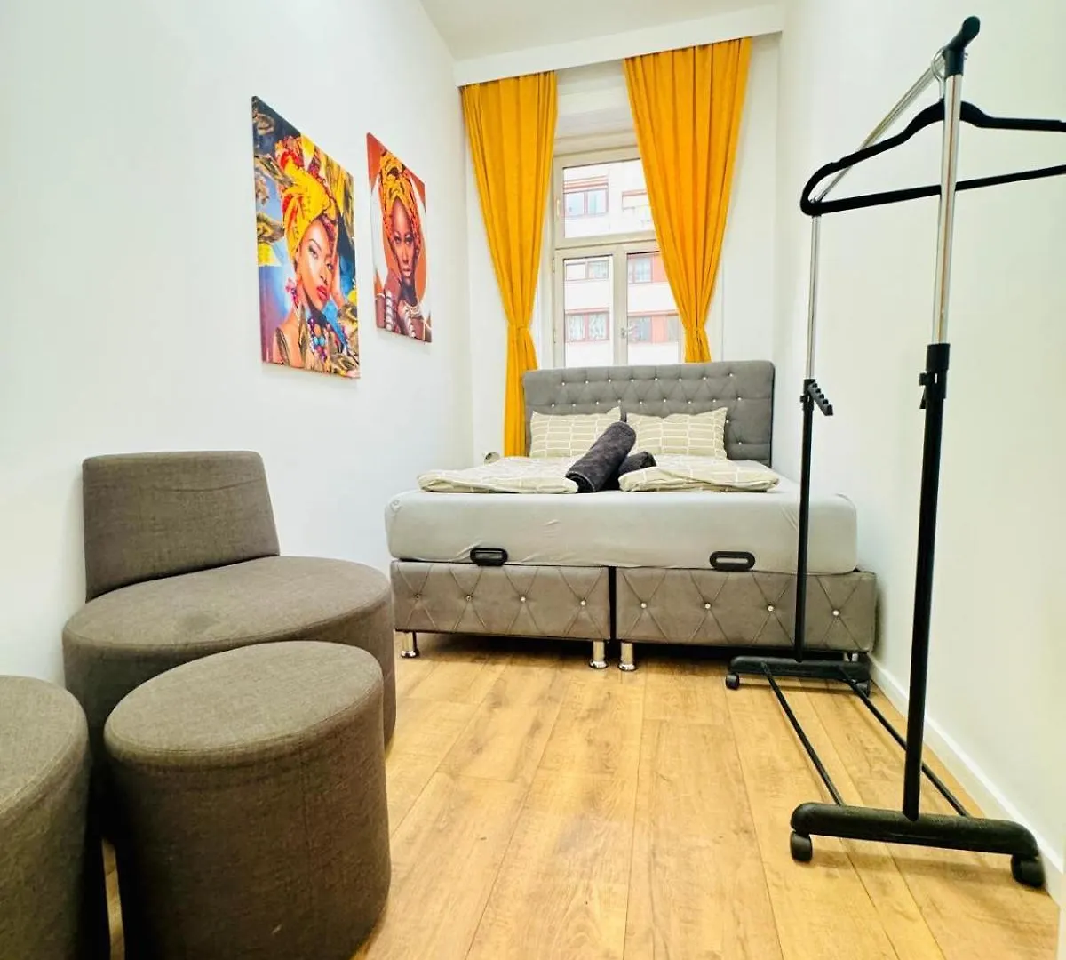 Apartment Cozy 9Br Shared Apartment, Only 12Min Walk To Augarten Wien