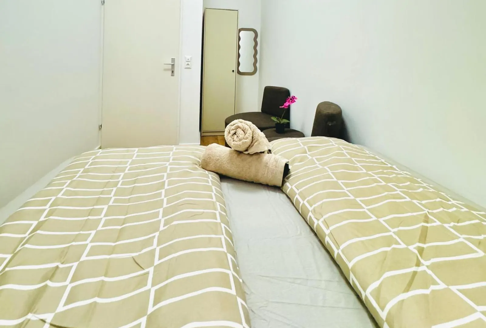Cozy 9Br Shared Apartment, Only 12Min Walk To Augarten Vienna Apartment