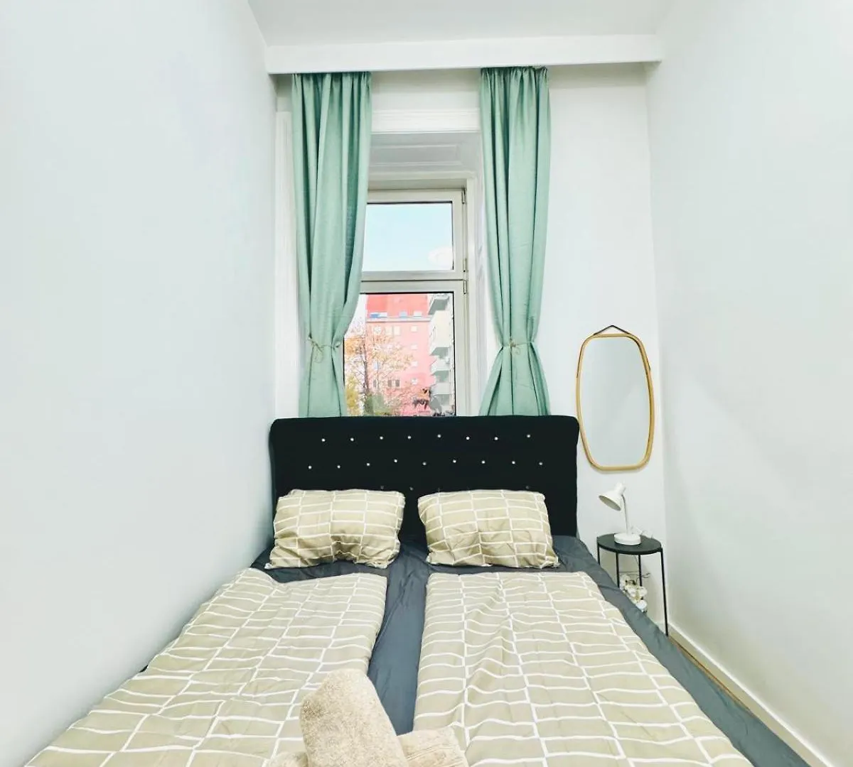Apartment Cozy 9Br Shared Apartment, Only 12Min Walk To Augarten Vienna